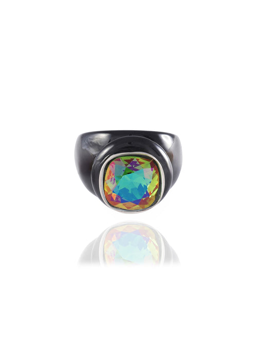 Swarovski crystal ring with a colorful gemstone 