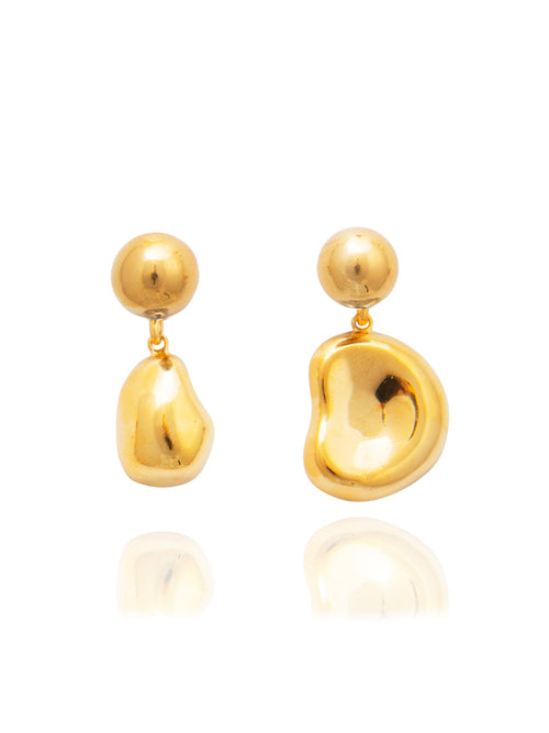 MOUNSER Aalto Drop Earrings Gold bean-shaped sculptural dangle statement earrings.