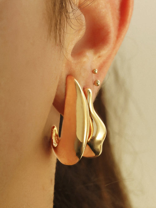 MOUNSER Crescent Hoops in Gold essential sculptural hoop earring