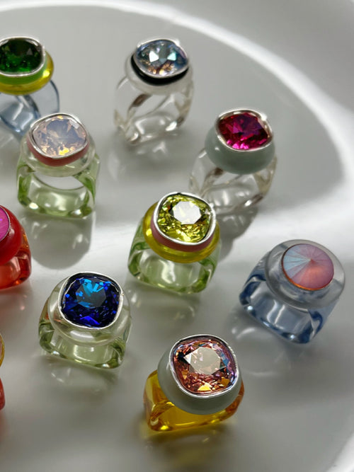 resin rhinestone ring