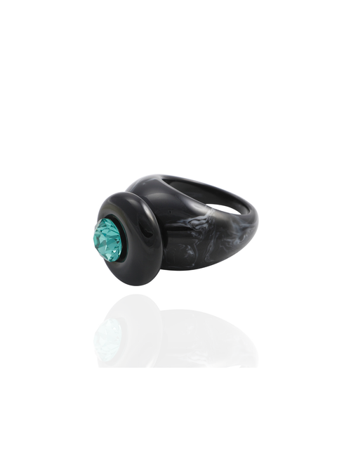 Side profile of the MOUNSER Orbital Ring in Charcoal showing the black agate gemstone disc and milky marbled resin band.