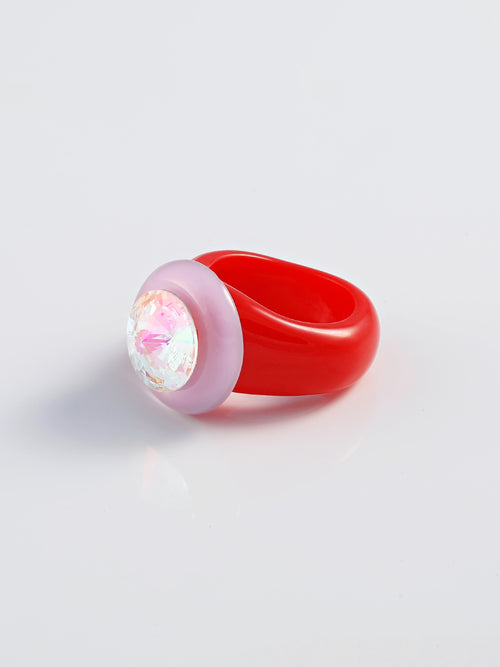 Angled view of MOUNSER Raw Gradient Ring Pop in Sonic Dream with iridescent crystal and resin band